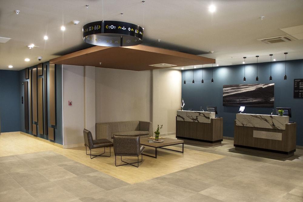 City Express Plus By Marriott Monterrey Galerias מראה חיצוני תמונה
