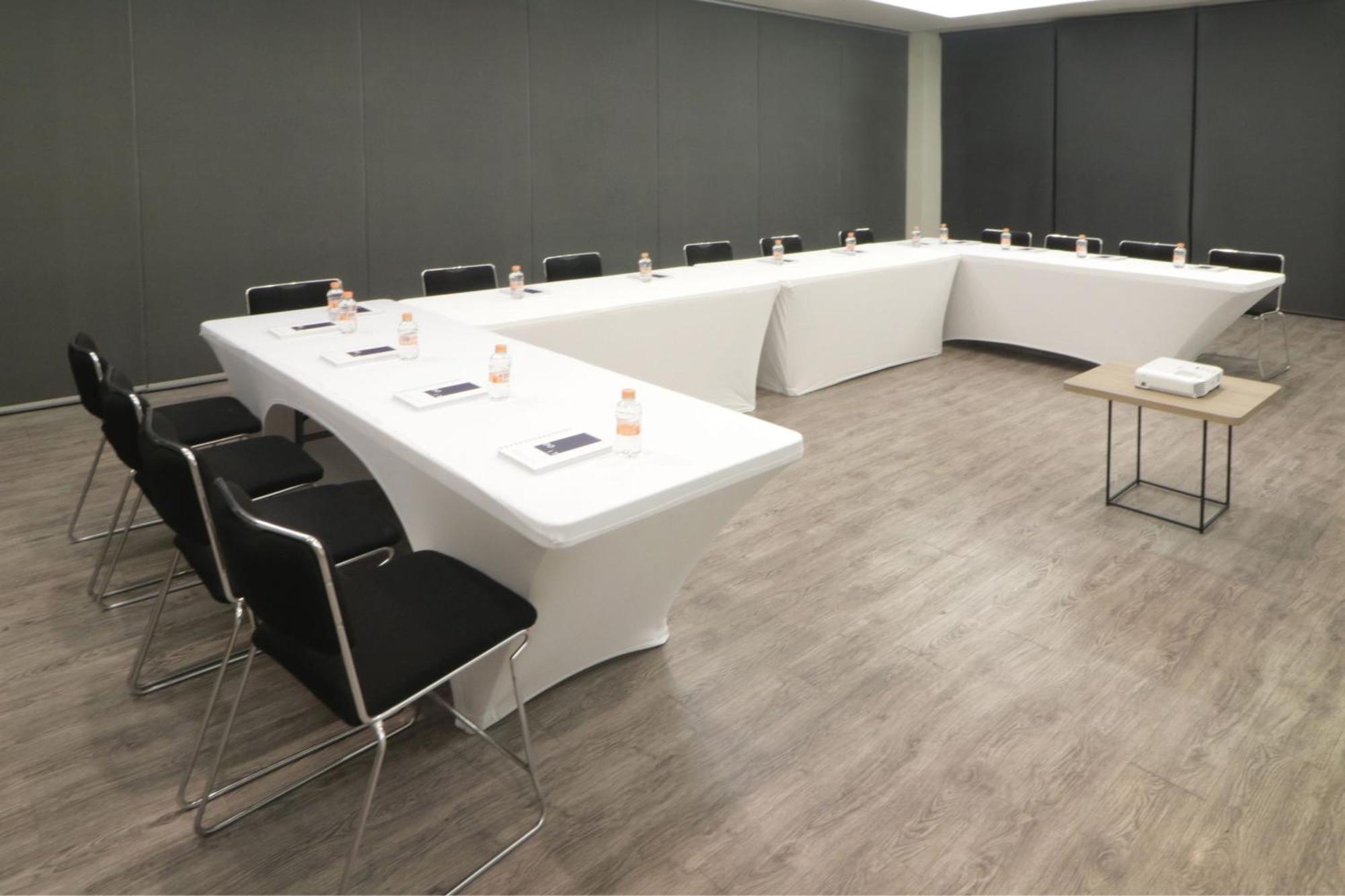 City Express Plus By Marriott Monterrey Galerias מראה חיצוני תמונה